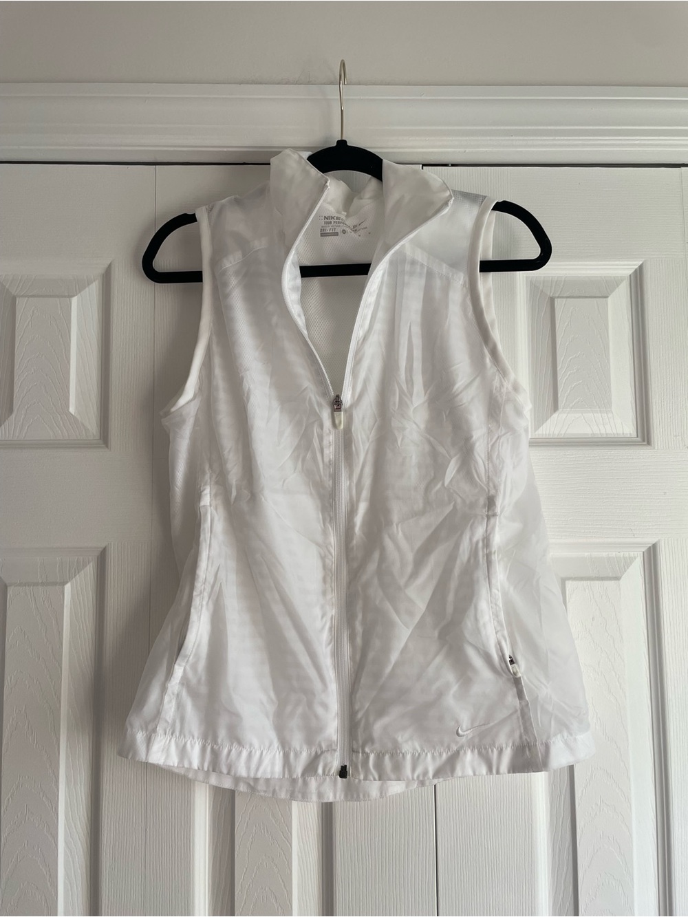 Nike White Sleeveless Zip-Up Vest